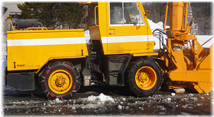 中・小型ロータリ除雪車への装着写真