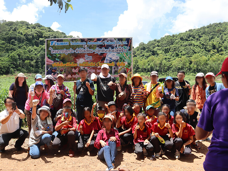 タイのマングローブ植樹活動